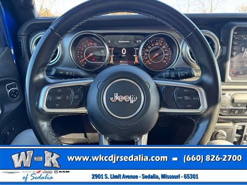 Used 2019 Jeep Wrangler Unlimited Sahara AWD/4WD image 14