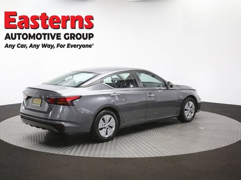 Used 2023 Nissan Altima 2.5 S FWD image 40