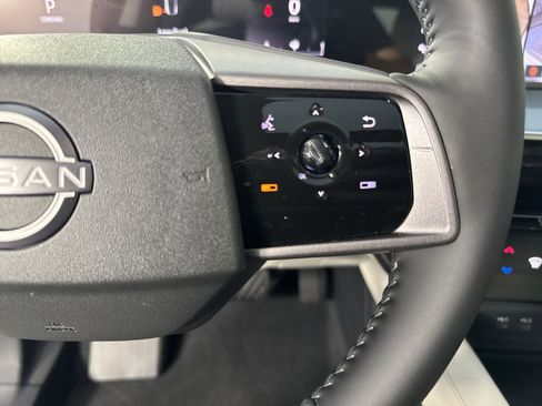 New 2025 Nissan Murano SL image 14