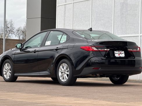 New 2026 Toyota Camry LE image 6