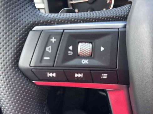 New 2026 Mitsubishi Outlander SE image 19