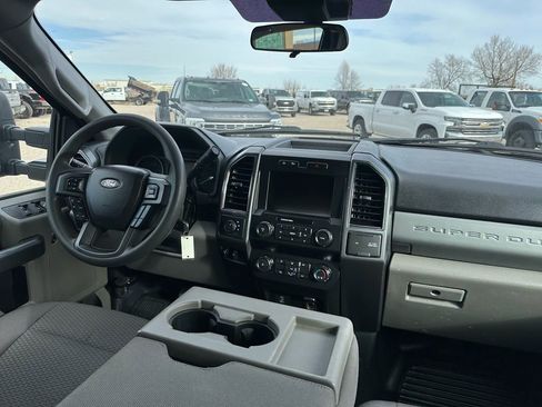 Used 2022 Ford F350 XLT w/ XLT Value Package image 25
