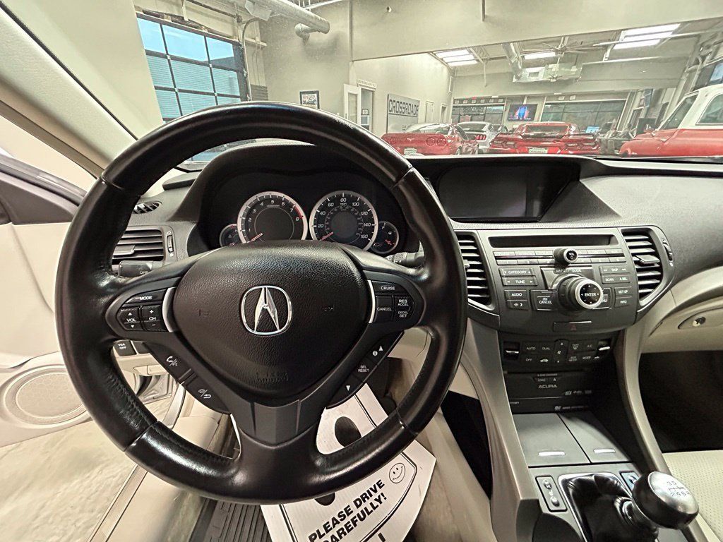 Used 2009 Acura TSX w/ Technology Package FWD image 11