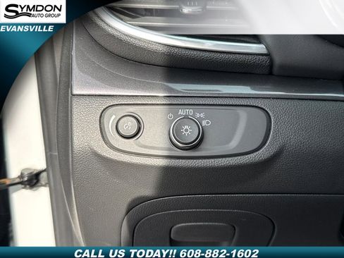 Used 2022 Buick Encore Preferred w/ Safety Package image 18