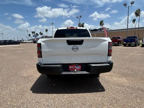 Used 2023 Nissan Frontier S w/ Technology Package RWD image 5