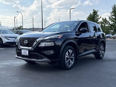 Used 2023 Nissan Rogue SV AWD/4WD image 6