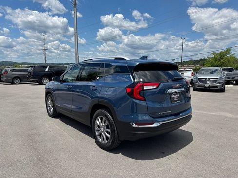 Used 2024 GMC Terrain SLT FWD image 5