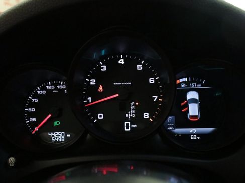 Used 2020 Porsche Macan image 27