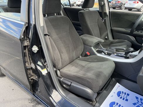 Used 2013 Honda Accord LX image 33