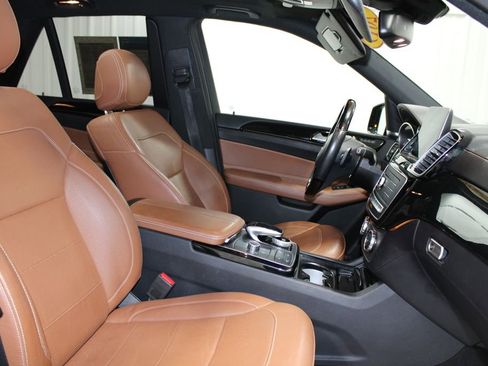 Used 2019 Mercedes-Benz GLE 43 AMG 4MATIC image 32