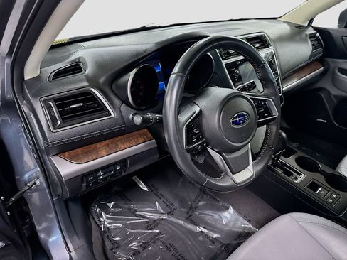 Used 2019 Subaru Outback 2.5i Limited AWD/4WD image 5