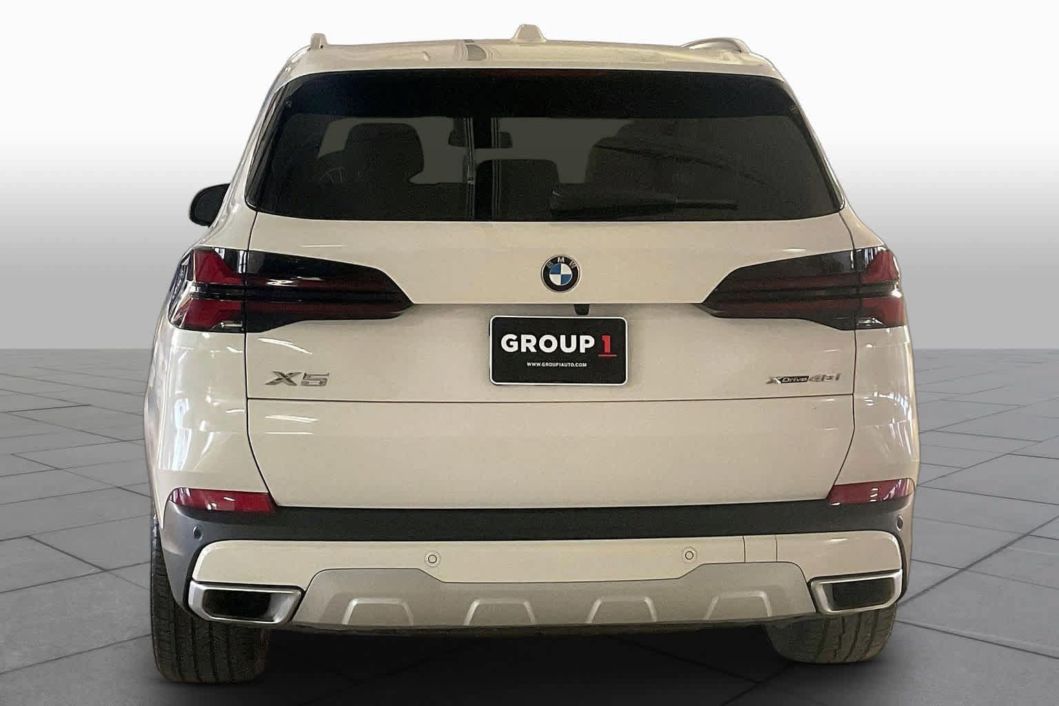 Used 2026 BMW X5 xDrive40i AWD/4WD image 4