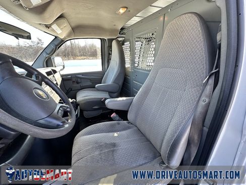 Used 2013 Chevrolet Express 2500 Work Van image 24