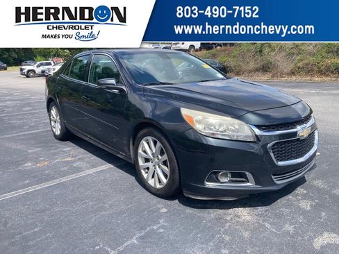Used 2015 Chevrolet Malibu LT FWD image 1