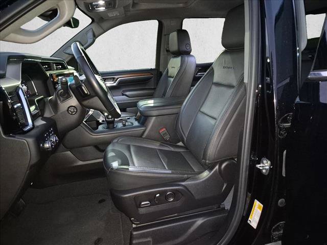 Used 2024 GMC Sierra 1500 Denali w/ Denali Reserve Package AWD/4WD image 16