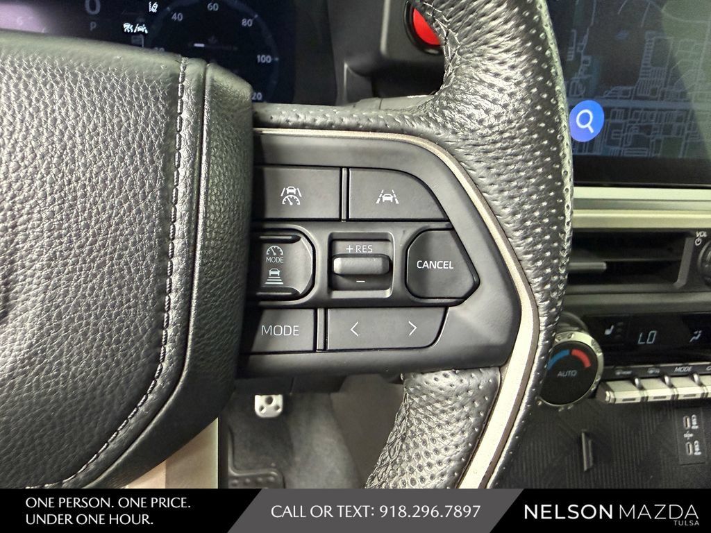 Used 2024 Toyota Tacoma TRD Sport AWD/4WD image 22