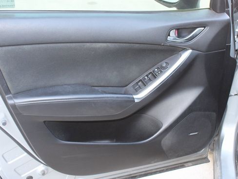 Used 2016 MAZDA CX-5 Touring w/ Bose/Moonroof Package image 18