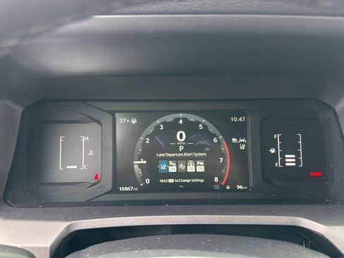 Used 2024 Toyota Tacoma SR5 image 3