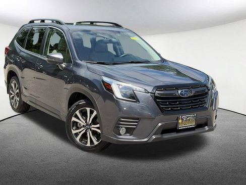 Certified 2023 Subaru Forester Limited AWD/4WD image 3