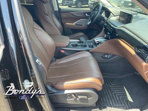Used 2023 Acura MDX SH-AWD w/ Advance Package image 18