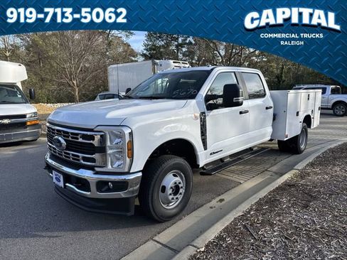 New 2026 Ford F350 XL w/ XL Chrome Package image 1