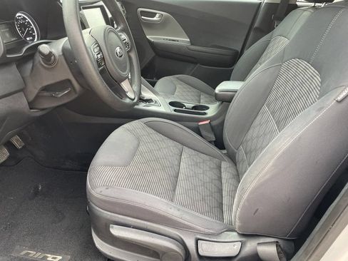Used 2018 Kia Niro LX FWD image 9