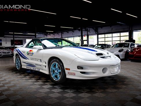 Used 1999 Pontiac Firebird Formula RWD image 30