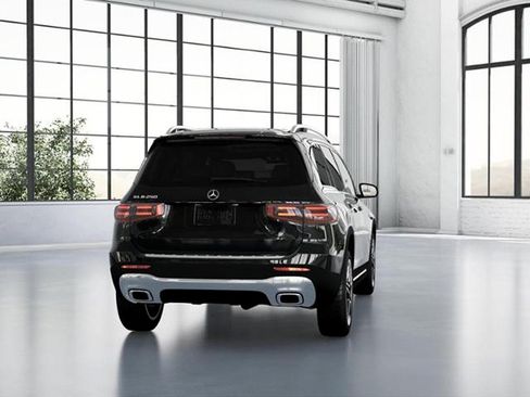 Certified 2026 Mercedes-Benz GLB 250 image 23