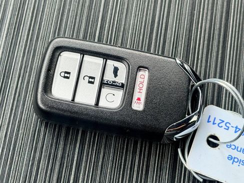 Used 2017 Honda Pilot Elite image 56
