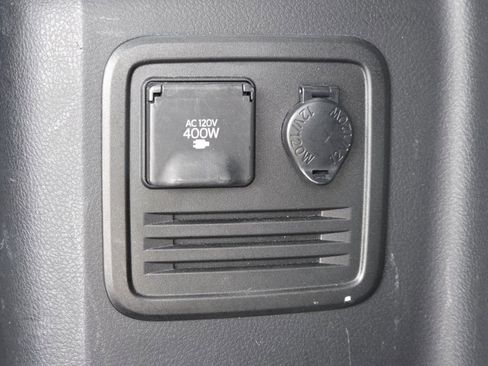 Used 2015 Toyota 4Runner SR5 image 31