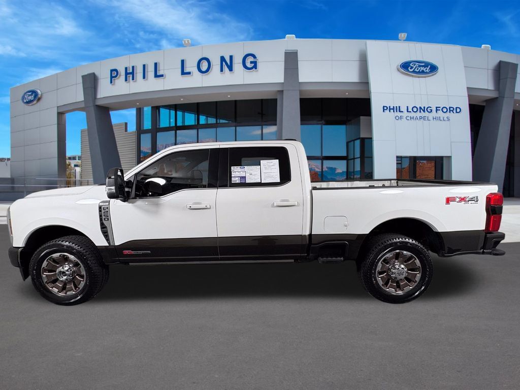 Certified 2025 Ford F250 King Ranch AWD/4WD image 4