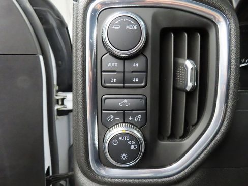 Used 2021 GMC Sierra 1500 SLE image 48