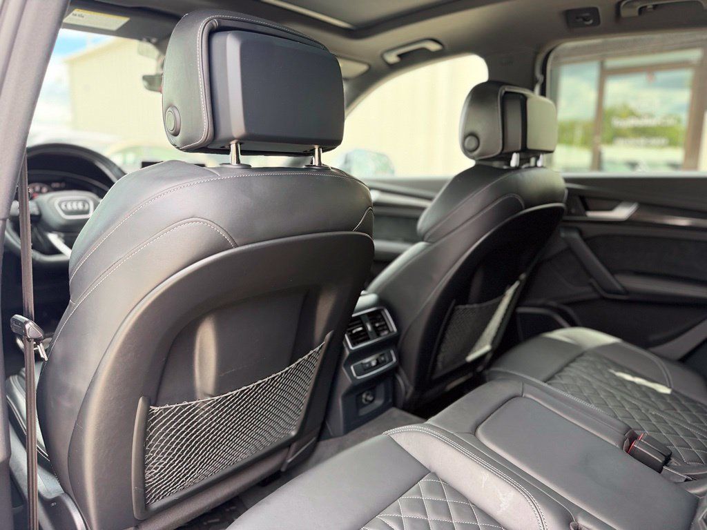 Used 2018 Audi SQ5 Prestige w/ Prestige Package AWD/4WD image 21