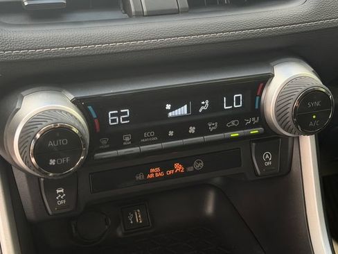 Used 2023 Toyota RAV4 XLE w/ Convenience Package FWD image 18