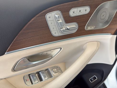 Certified 2022 Mercedes-Benz GLS 450 4MATIC image 27