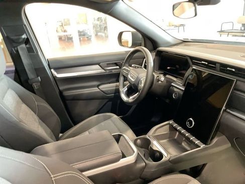 Used 2026 GMC Terrain Elevation image 18