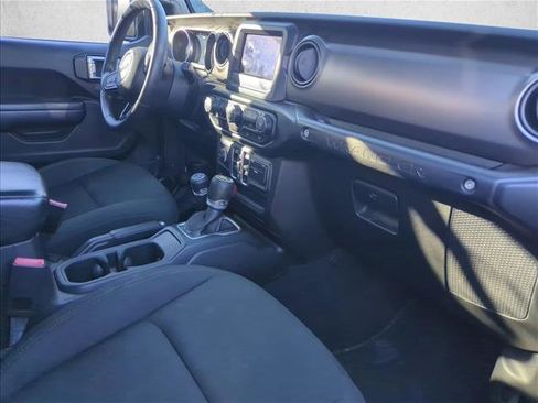 Used 2018 Jeep Wrangler Unlimited Sport S image 20