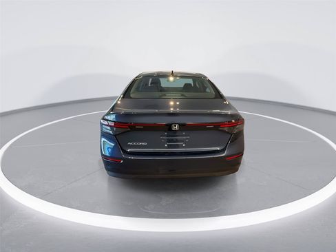 Used 2024 Honda Accord EX image 7