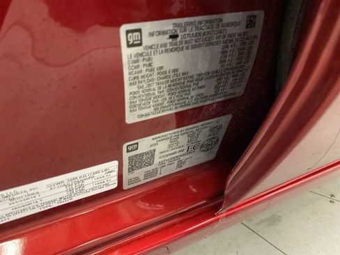 Used 2024 GMC Sierra 1500 SLT w/ SLT Convenience Package image 32