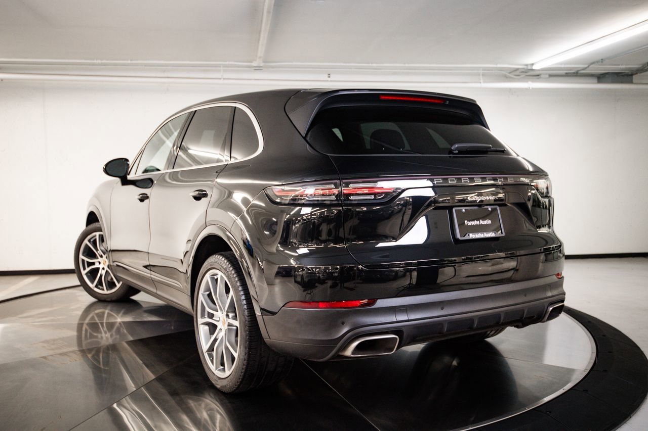 Certified 2023 Porsche Cayenne AWD/4WD image 3