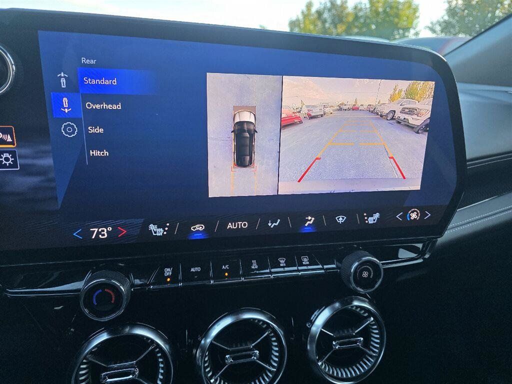 Used 2024 Chevrolet Blazer EV LT AWD/4WD image 15