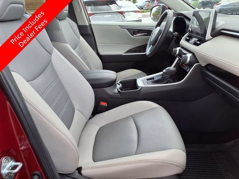 Used 2023 Toyota RAV4 XLE Premium AWD/4WD image 12