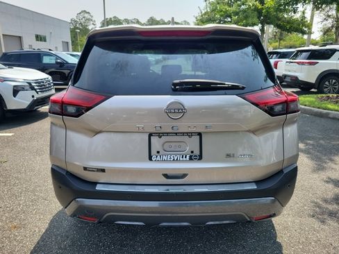 Used 2023 Nissan Rogue SL w/ SL Premium Package AWD/4WD image 8