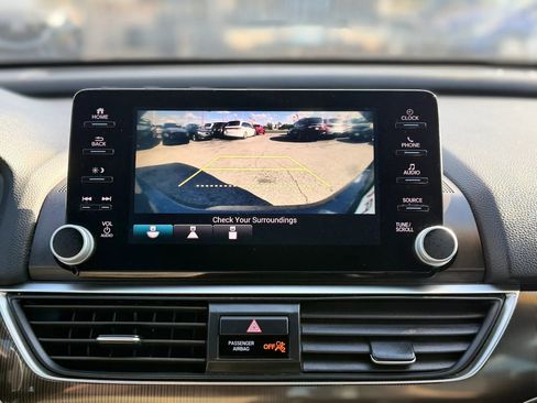 Used 2018 Honda Accord Sport image 25