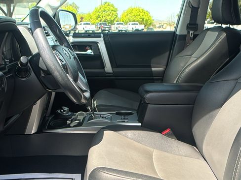 Used 2020 Toyota 4Runner SR5 Premium w/ Moonroof Package image 23