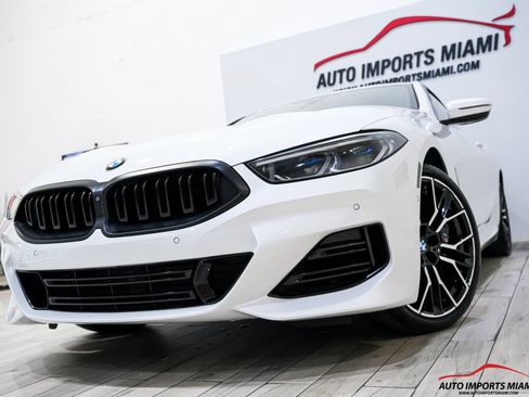 Used 2024 BMW 840i Coupe w/ M Sport Professional Package RWD image 2
