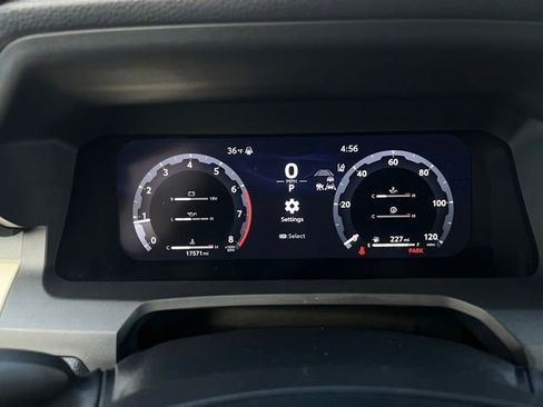 Used 2024 Toyota Tacoma TRD Off-Road image 30