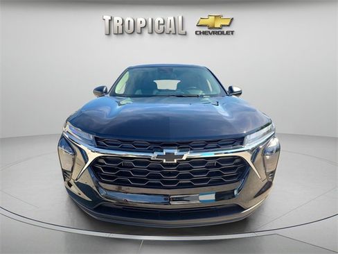 New 2026 Chevrolet Trax LS image 8