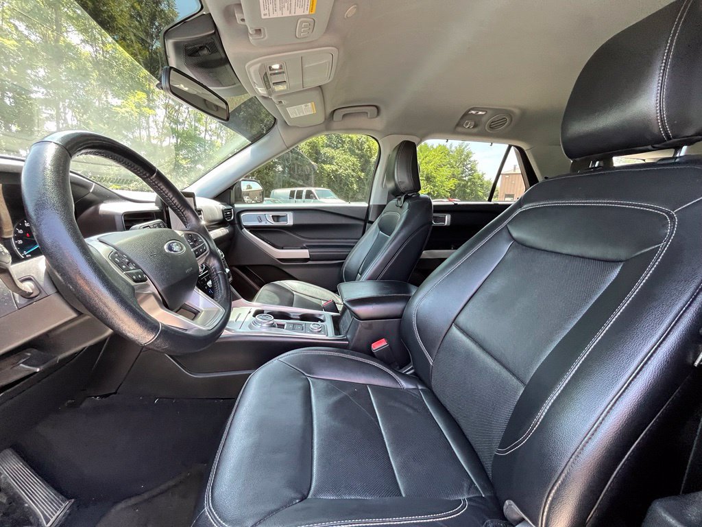 Used 2021 Ford Explorer Limited AWD/4WD image 25