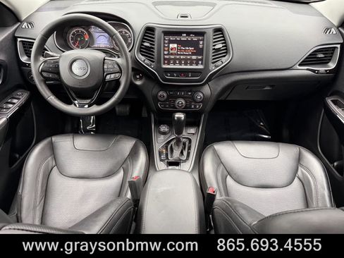 Used 2023 Jeep Cherokee Altitude Lux image 19